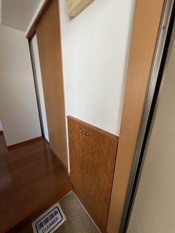 ハイム・アートレスの玄関