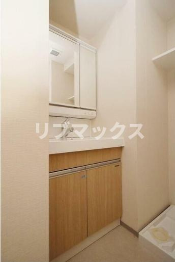 【洗面所独立】グランカーサ横濱石川町