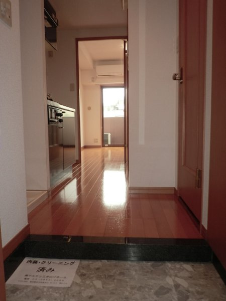 新品家具付きマンション南長崎18(KaGood東京)の玄関