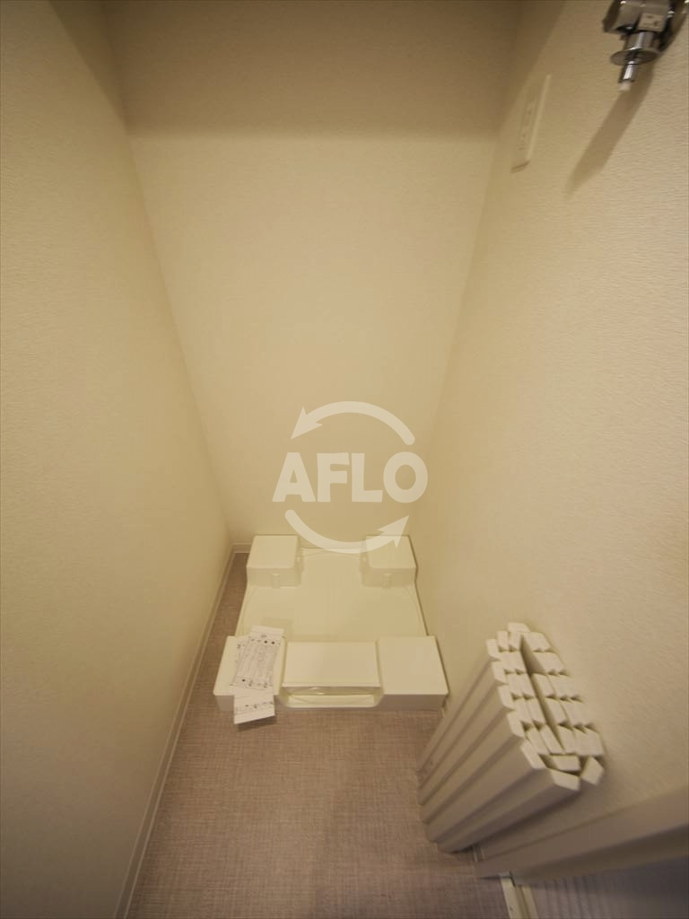 プレサンス北浜オリジンの洗面所|プレサンス北浜オリジン　洗濯機置き場
