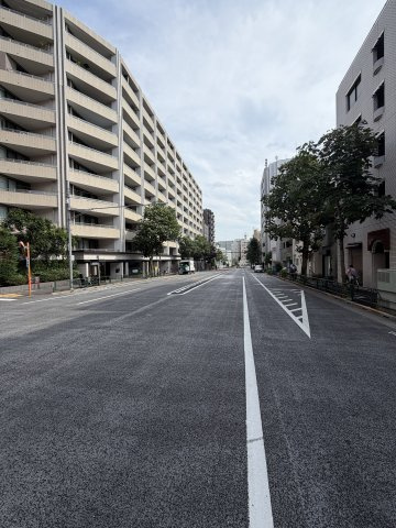 マジェスティ新宿御苑パークナードの外観