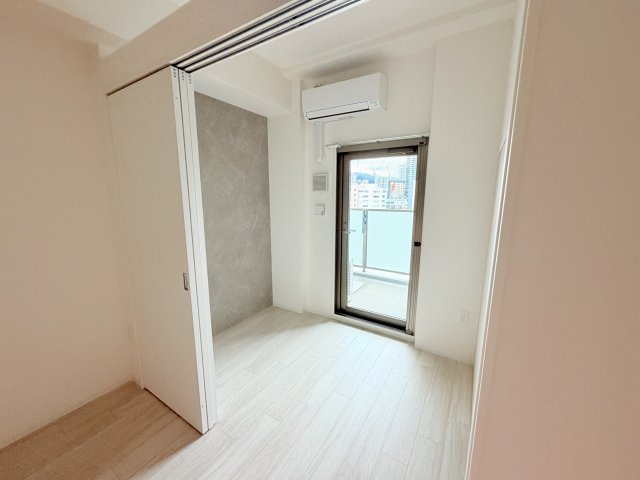 セレニテ神戸駅前アリエの寝室
