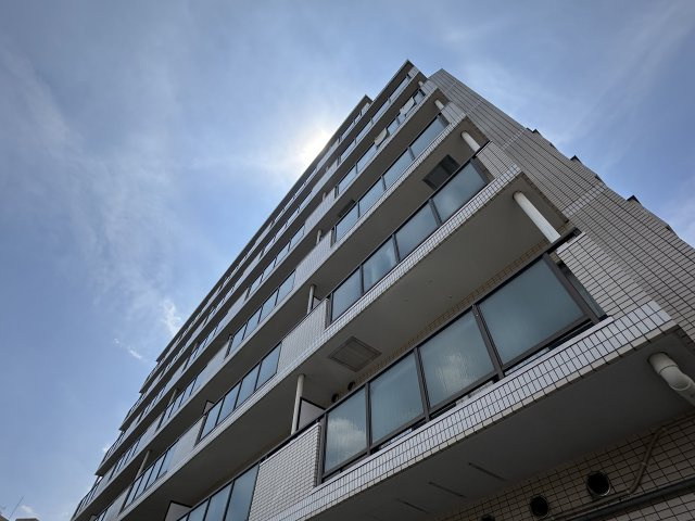 多摩市関戸３丁目の賃貸マンション