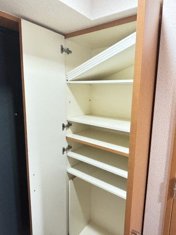 オーキッドレジデンス塚本の収納