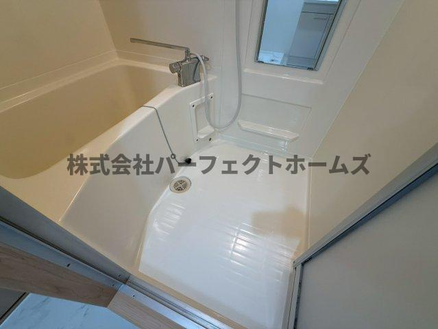 グリーンコート C棟の浴室|日々の疲れを癒すお風呂付です