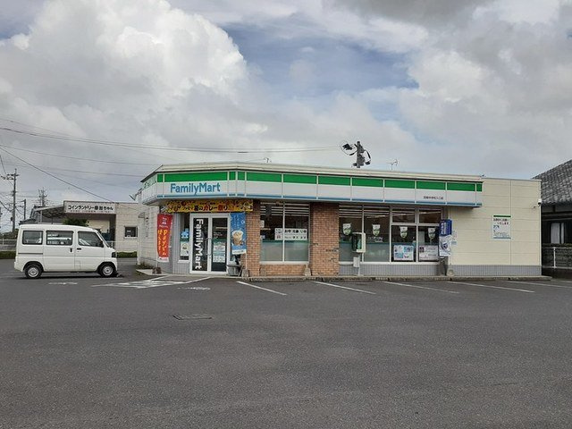 メゾン・ローズマリーⅡの周辺|ファミリーマート田崎中入口店まで220m