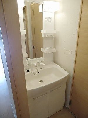 ヴィラ　ガーデン・ＹＴの洗面所