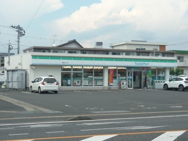 エターナルⅠの周辺|ファミリーマート鹿屋寿三丁目店まで350m