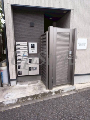 【エントランス】 | グランシャレー島根３丁目