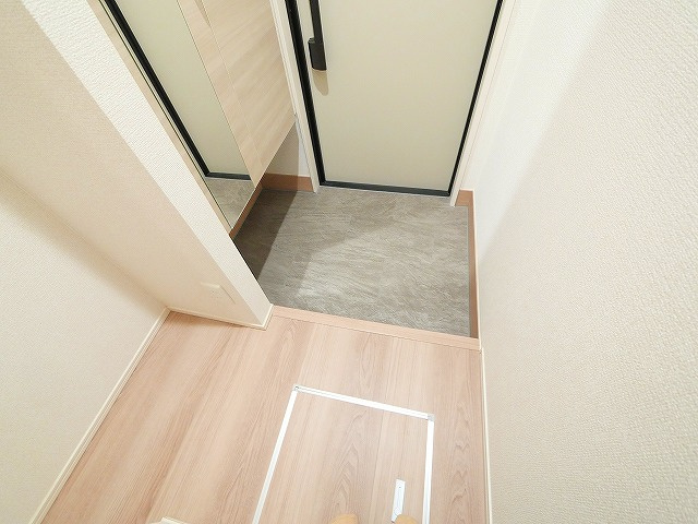 グランヴェール西の京の周辺