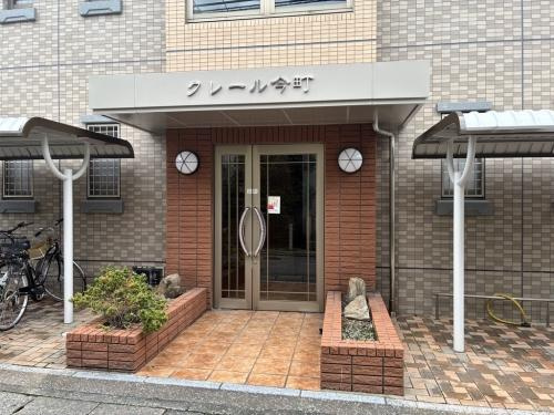 クレール今町のエントランス