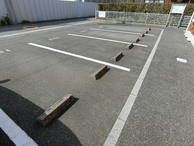 アバーロＫの駐車場