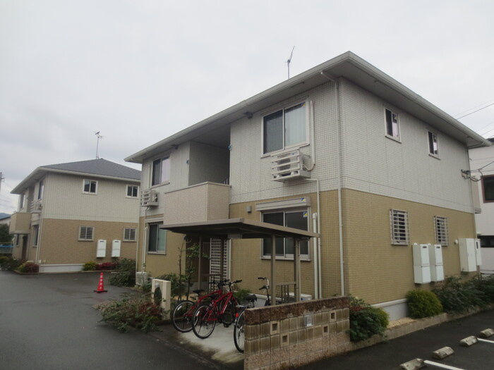 Sekuto B棟