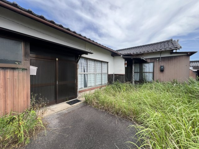 米子市彦名町　中古住宅の外観