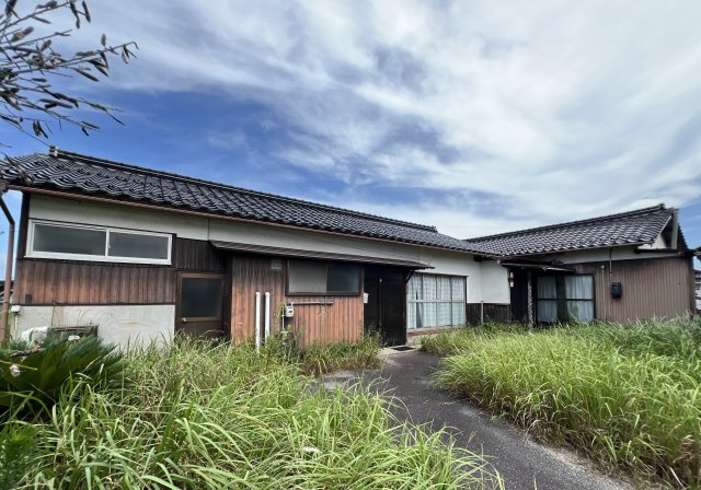 米子市彦名町　中古住宅の外観