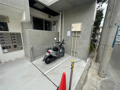 【駐車場】 | リバーサイド