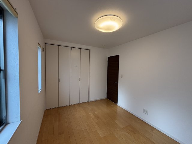 船橋1丁目戸建の洋室|3階洋室