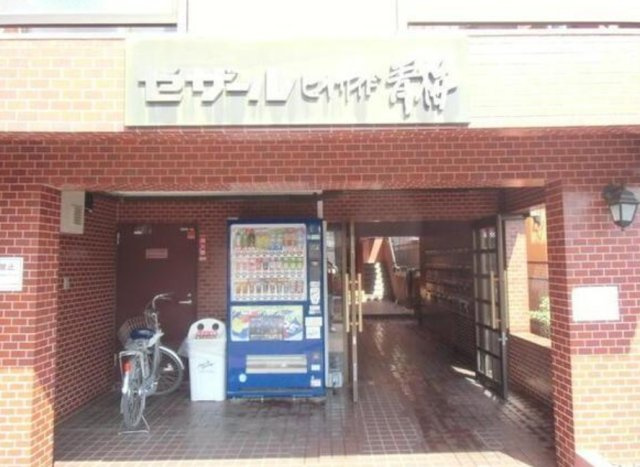 セザールヒルサイド青梅のエントランス
