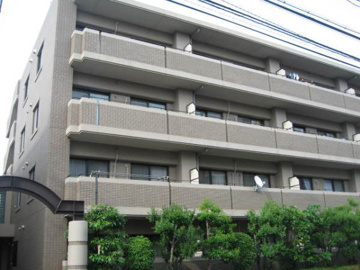敷地内に駐輪場があります♪