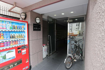 【エントランス】 | ラパンジール市岡元町 | エントランスです