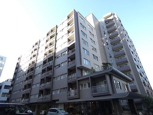 ドミール五番町の外観