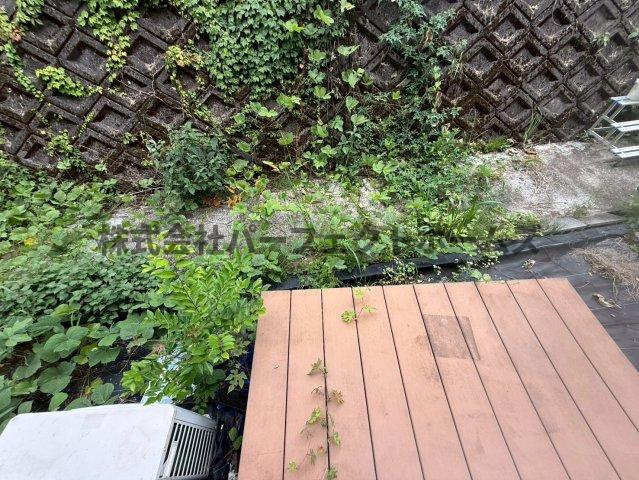 枚方市尊延寺５丁目の一戸建ての庭|お庭の付いた物件です