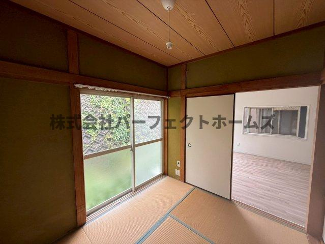 枚方市尊延寺５丁目の一戸建ての和室|落ち着いた雰囲気の和室付きです