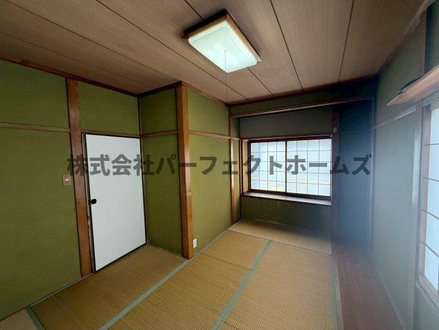 枚方市尊延寺５丁目の一戸建ての和室|来客時にも便利な和室付き