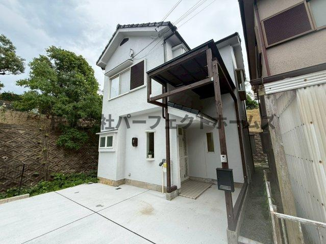 枚方市尊延寺５丁目の一戸建ての外観|外観です