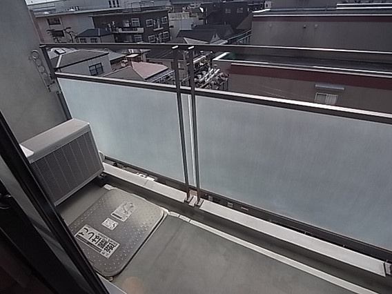 アクセスメゾン神戸のバルコニー