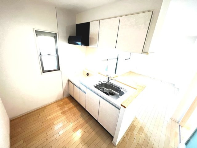 ウーノマリートのキッチン|イメージ（同建物内別部屋の写真です）