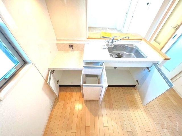 ウーノマリートのキッチン|イメージ（同建物内別部屋の写真です）