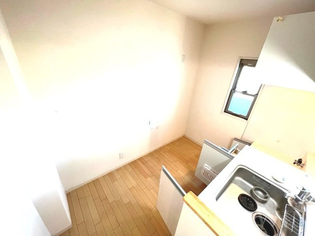 ウーノマリートのキッチン|イメージ（同建物内別部屋の写真です）