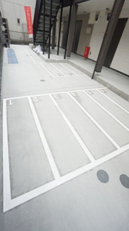 【駐車場】 | ウェルネスコート久地