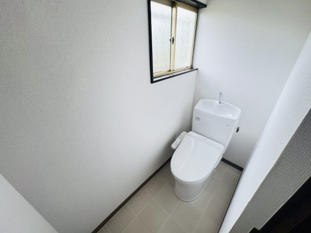 高崎市箕郷町生原　中古住宅のトイレ|高崎市箕郷町生原　中古住宅