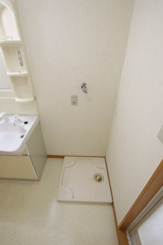 【設備】 | グリーンスクエア | 室内洗濯機置場