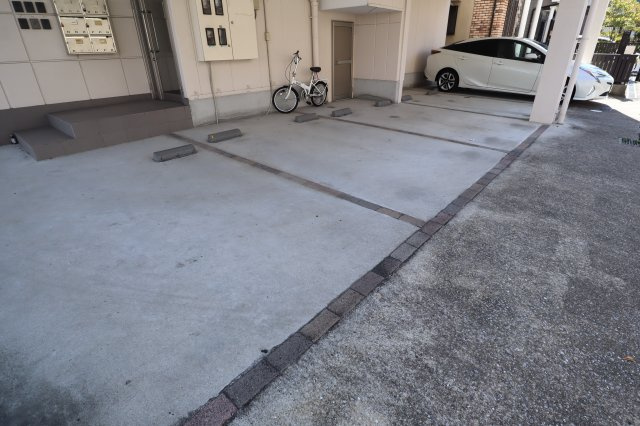 【駐車場】 | グリーンスクエア