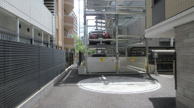 川崎市中原区市ノ坪の駐車場