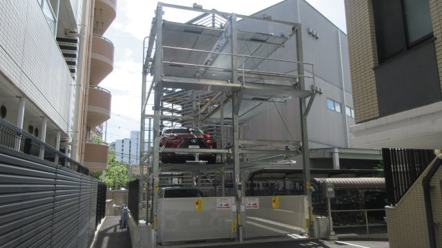 川崎市中原区市ノ坪の駐車場