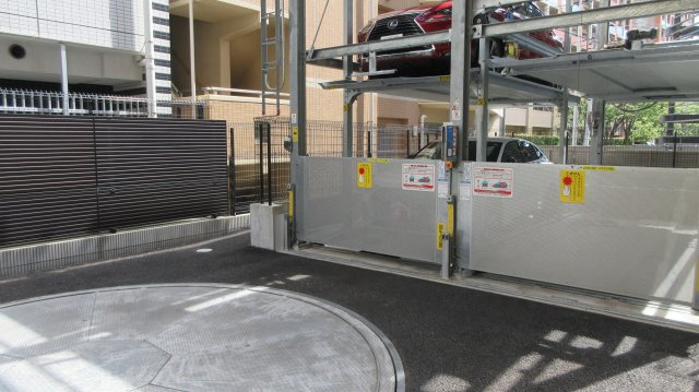 川崎市中原区市ノ坪の駐車場