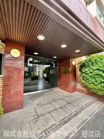 MSR京橋のエントランス