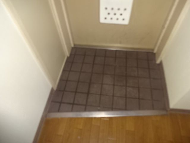 プラティーク両国の玄関