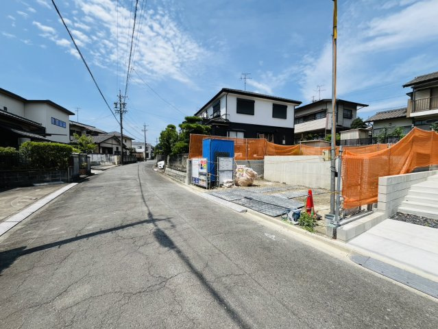 知多市八幡曽山73番24『仲介手数料無料』新築一戸建て・建売の前面道路含む現地写真
