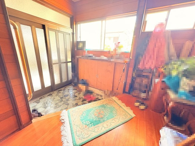 長崎県長崎市田上３丁目　キッチン床暖房　5DKの玄関