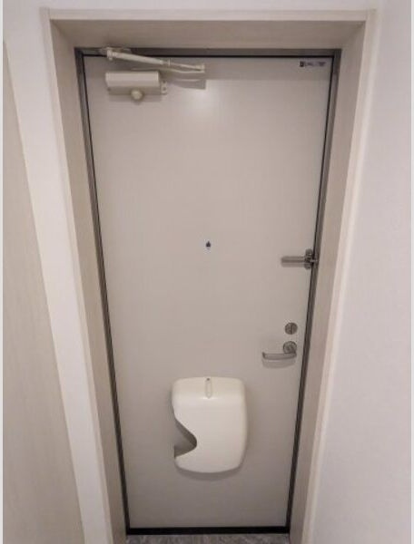 クレーシェレ瑞穂の玄関