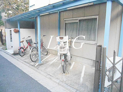 【その他共用部分】 | 新井マンション | 駐輪場です。