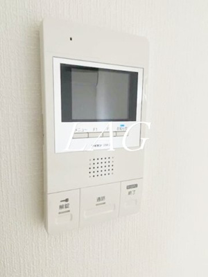 【セキュリティ】 | ＬＡＵＲＥＬ西新井栄町 | モニター付きインターホンです。