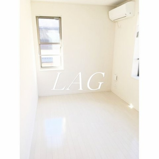 【居間・リビング】 | サファイア北千住 | 洋室のお部屋です。