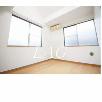【居間・リビング】 | イルマーレ東向島 | 洋室のお部屋です。