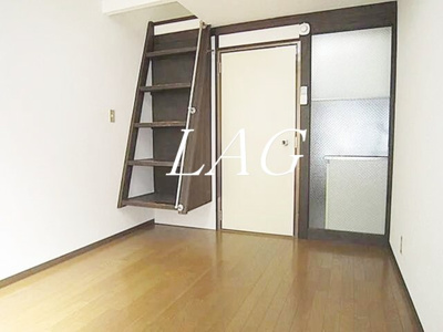 【居間・リビング】 | フラット町屋 | 洋室のお部屋です。